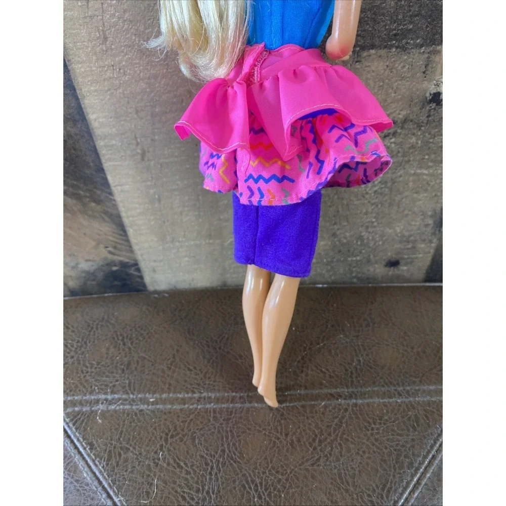 Vintage 80s Barbie‎ Doll in Easy Living Fashions Outfit 90s China 1966 On Back